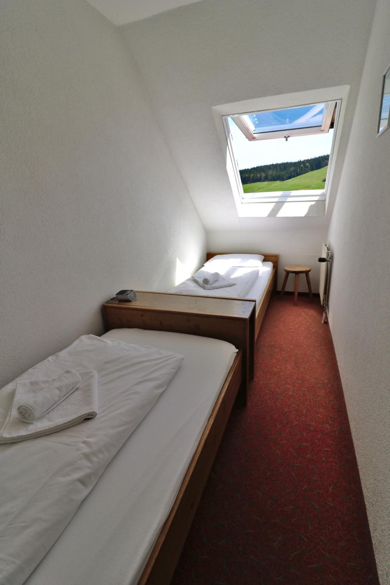 16 - Ferienresidenz Roseneck, Galeriewohnung, Mit Schwimmbad In Bei Feldberg